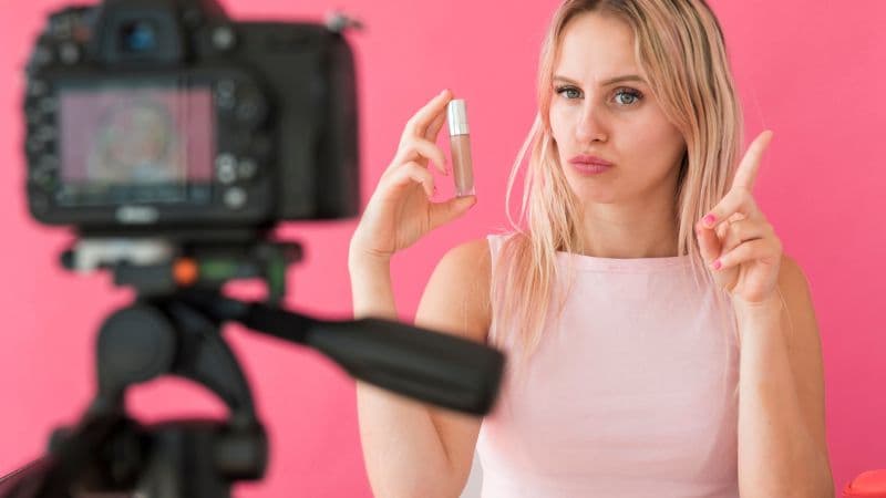 The Science How Video Wins & Influences Customers